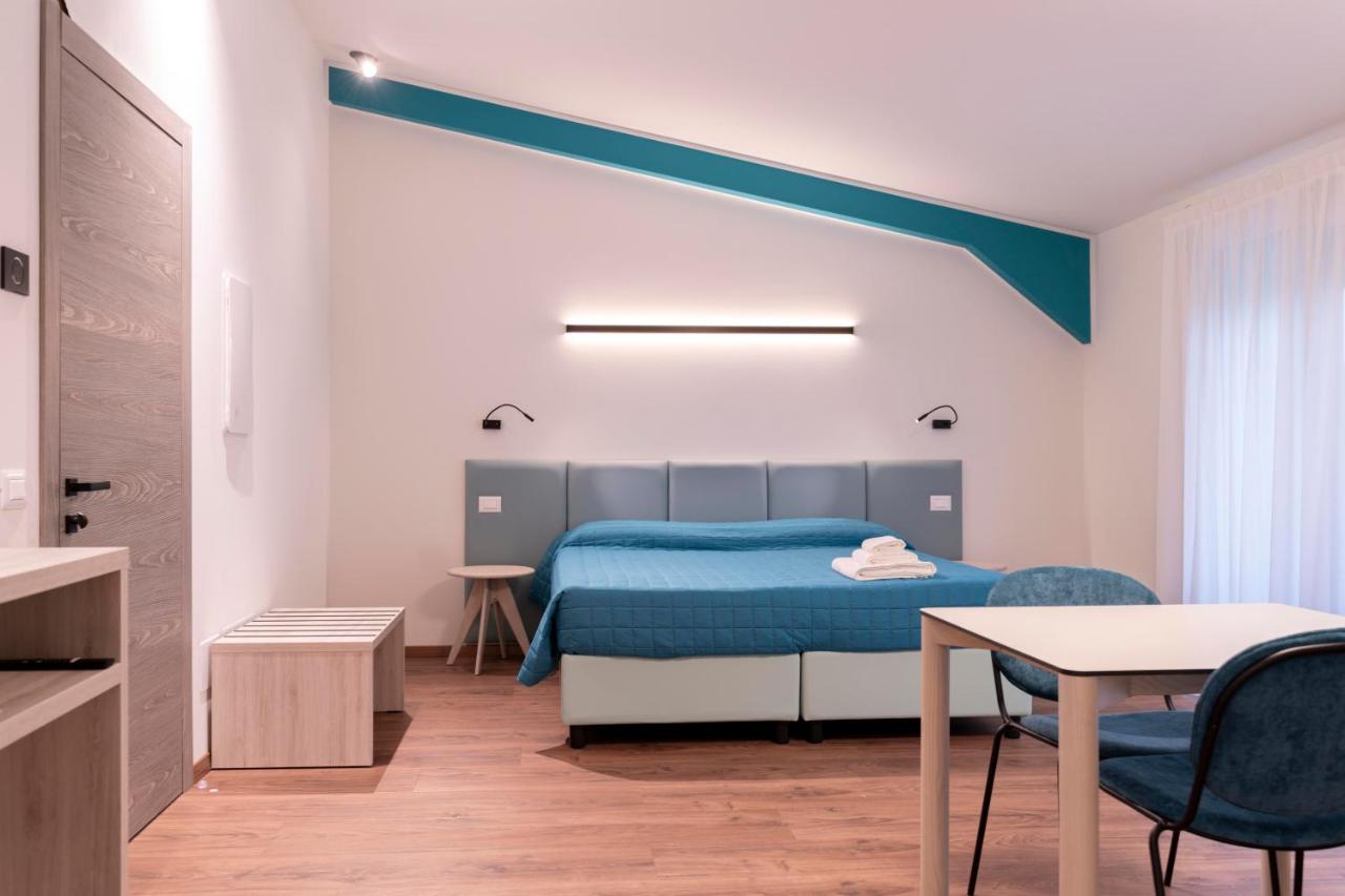 Deluxe Double or Twin Room with Balcony