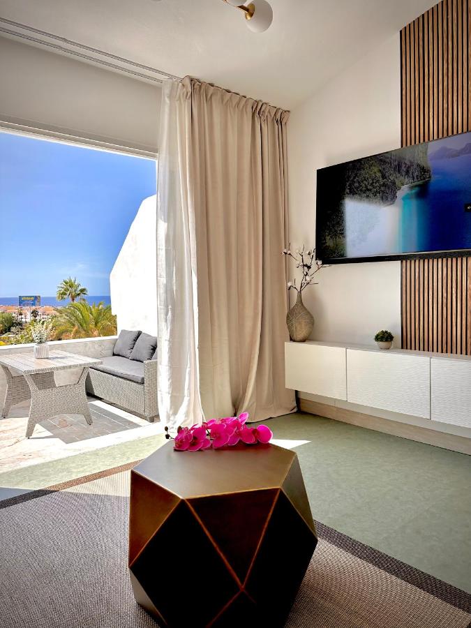 Infinity Ocean View Suite - B&B Adeje