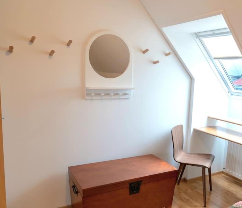 Penthouse in downtown Reykjavik with unique view - B&B Reykjavík