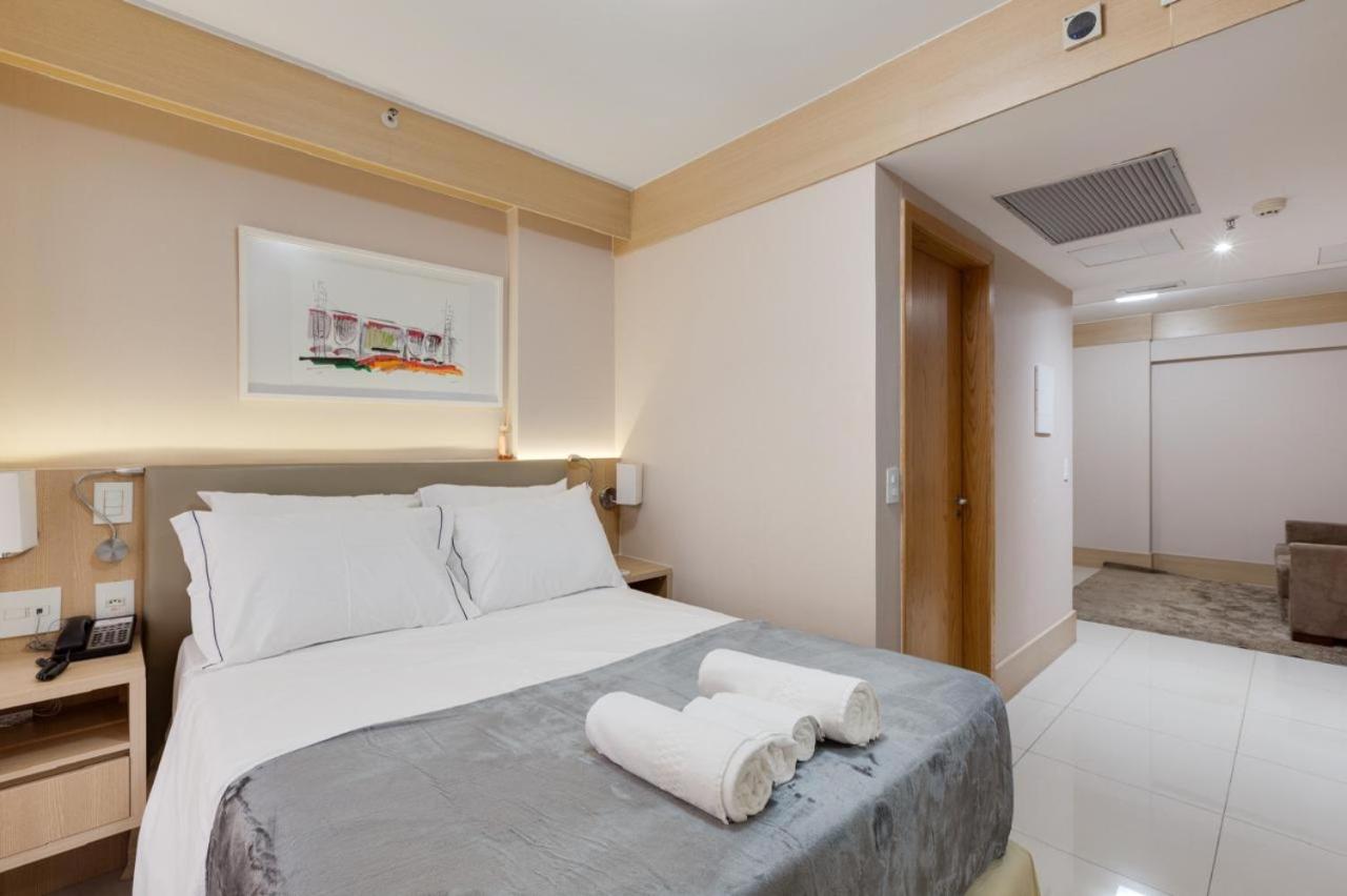 One-Bedroom Deluxe Apartment