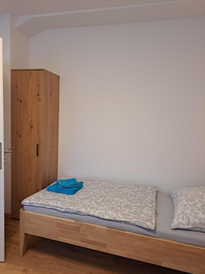 Standard Single Room with Shower