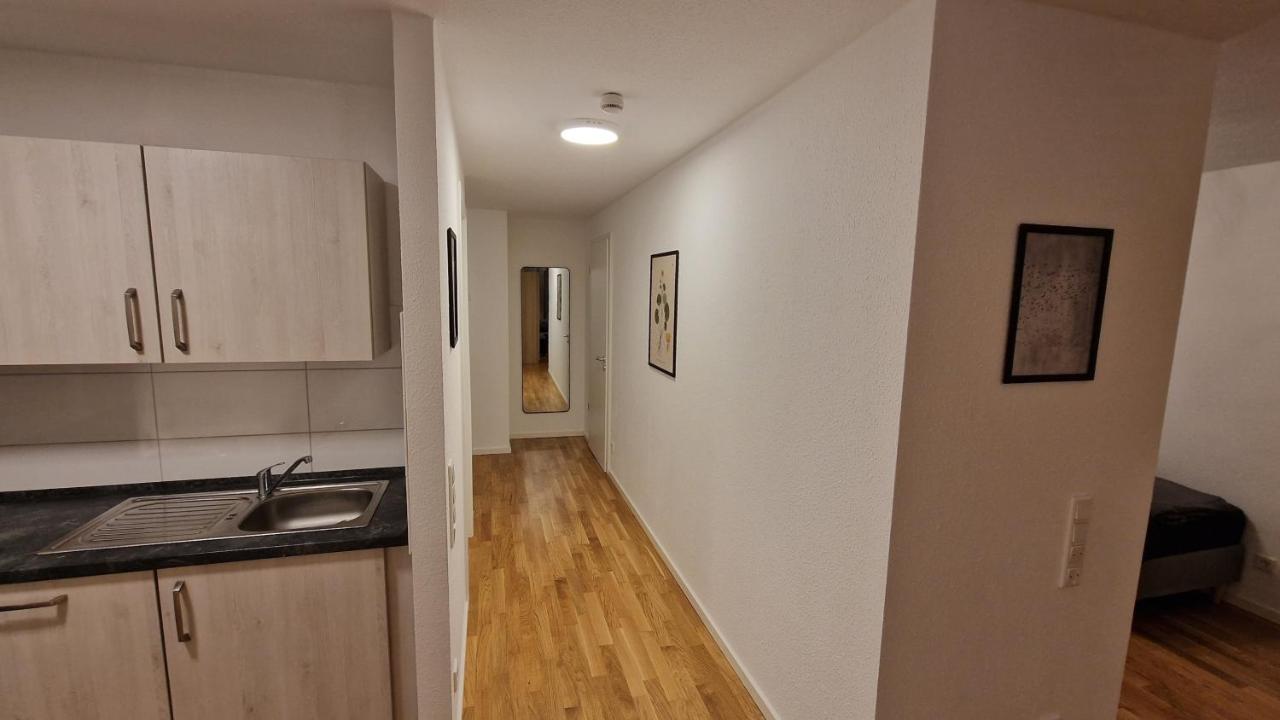 Moderne, barrierefreie Wohnung im Herzen der Stadt mit Parkplatz, WLAN und TV - Marta - Bed and Breakfast