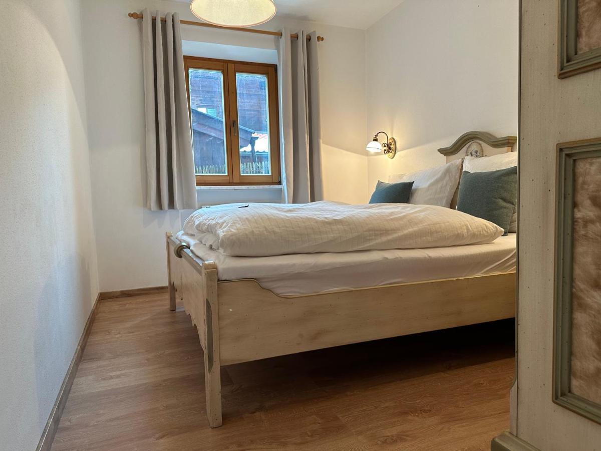 Appartement met 1 slaapkamer, balkon en uitzicht op de bergen.