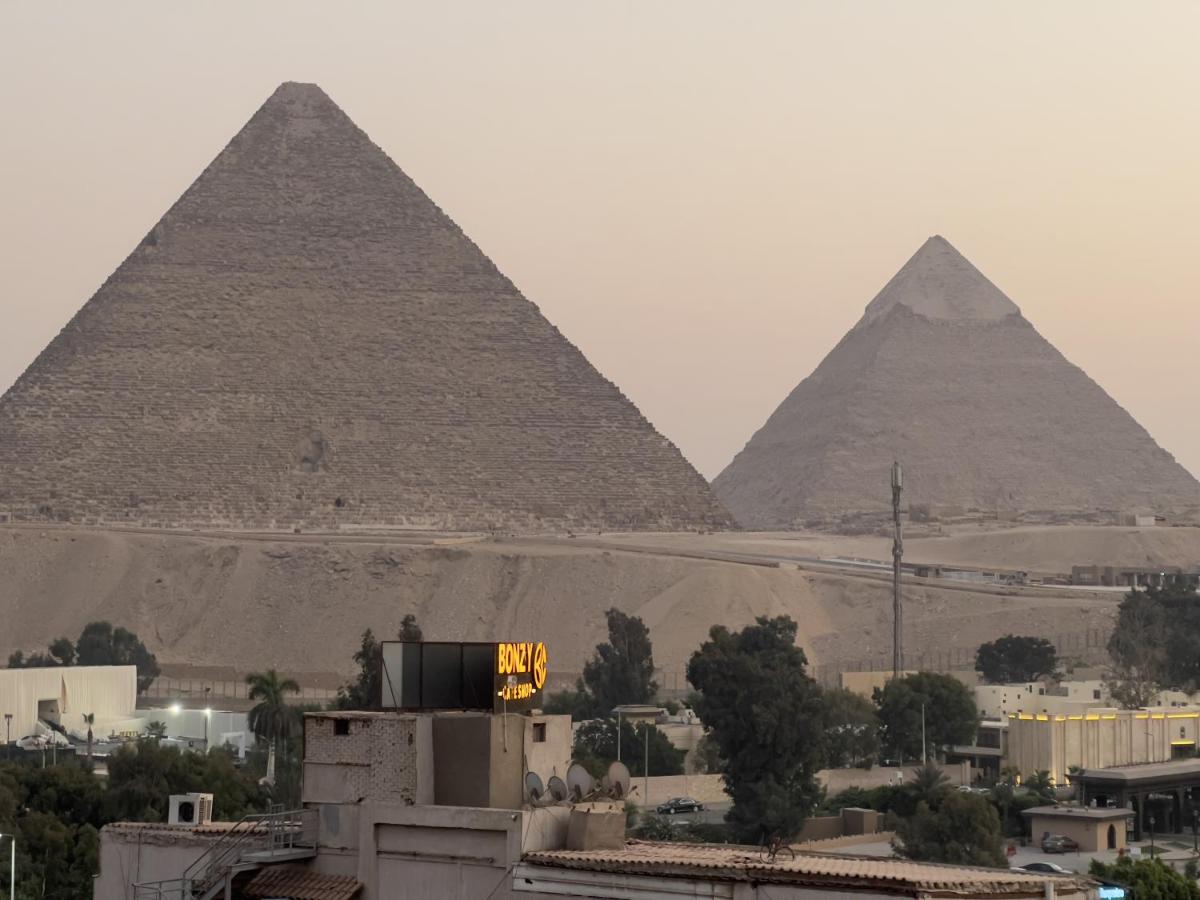 Cheristo pyramids view inn - B&B