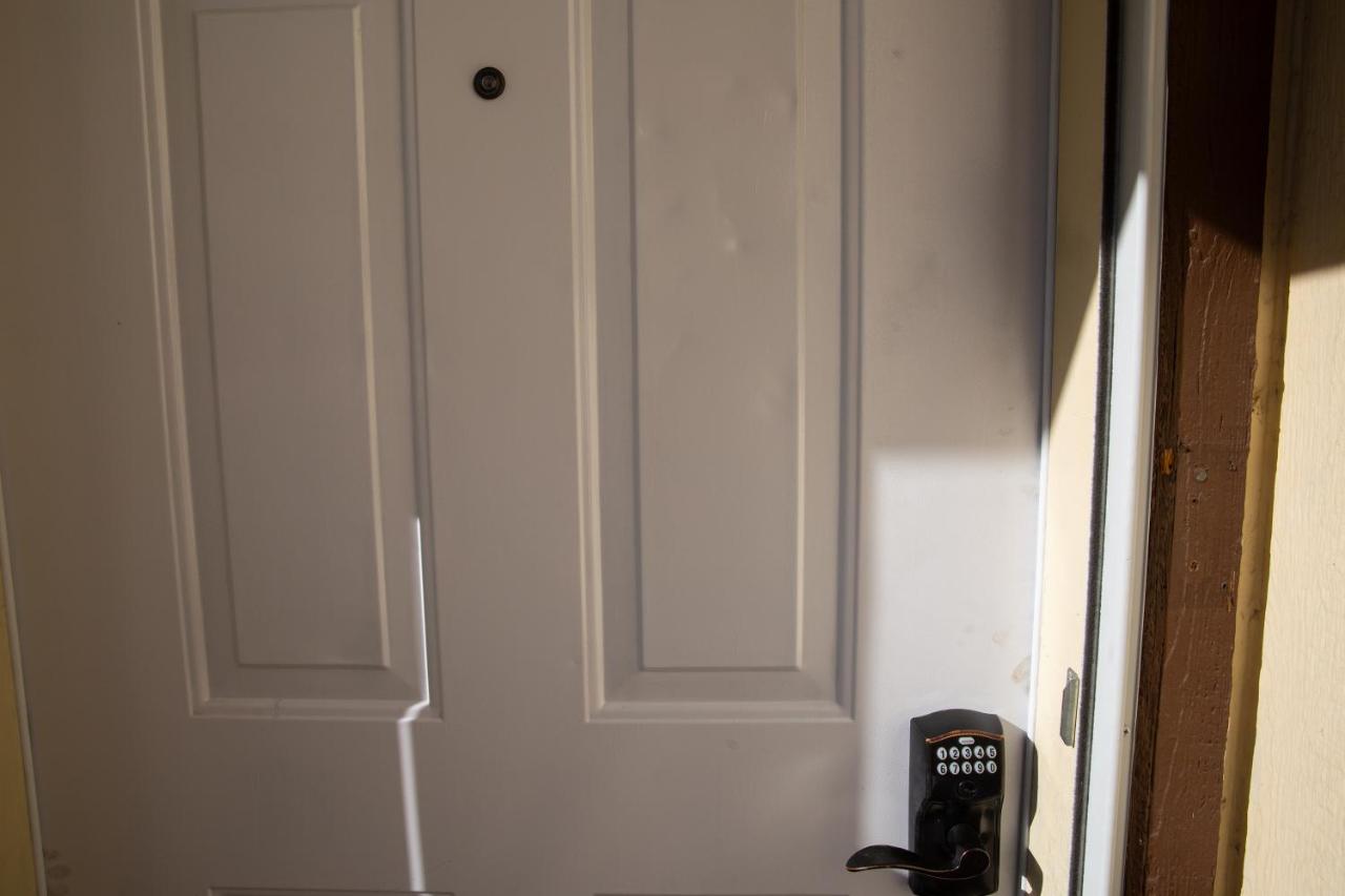 Mountain Views from the Hot Tub - B&B Missoula