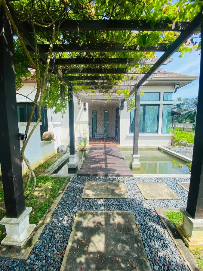Laman Abang Villa Homestay - Chambres d’hôtes