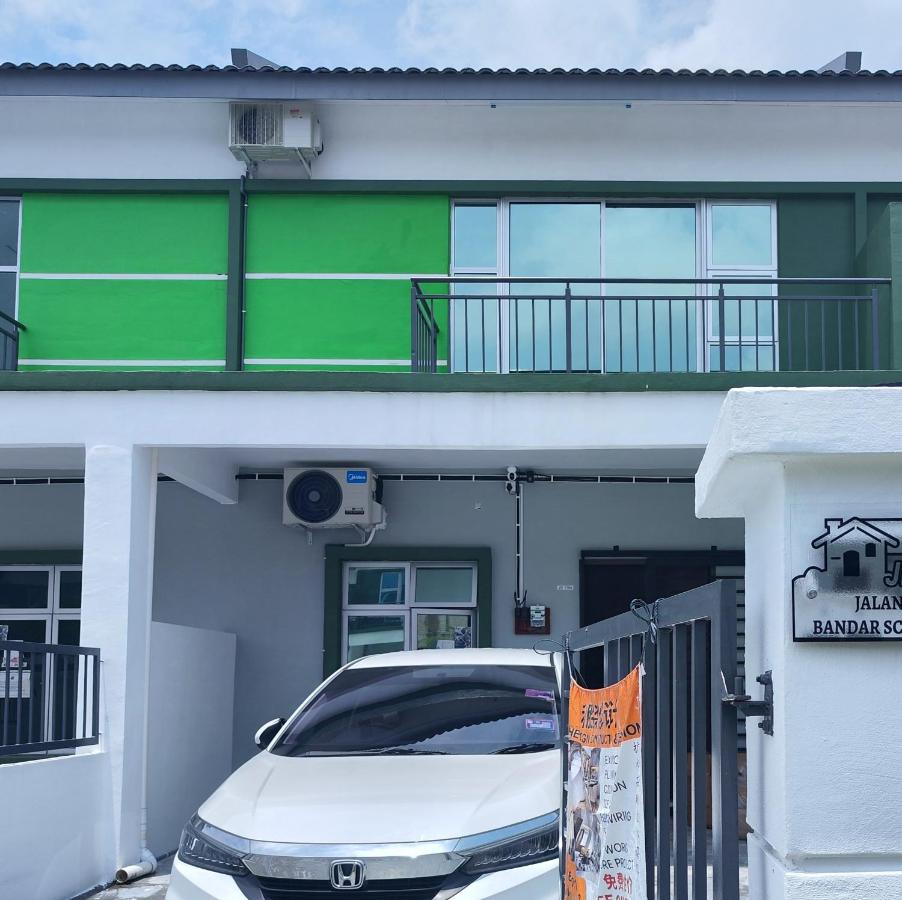 AM Homestay Melaka Dua Tingkat 4Room 3Bathroom - B&B
