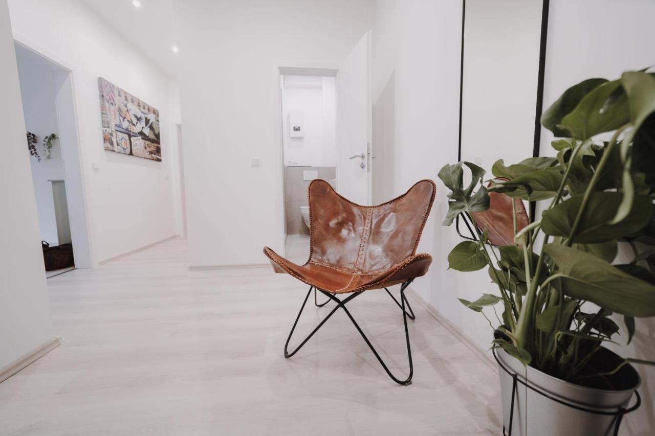 Modern Nest - Nähe DUS, CGN und WUP HBF - B&B Wuppertal