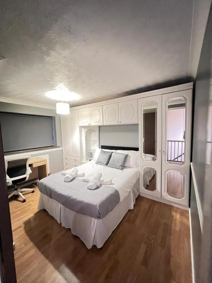 Charming Close Retreat in Grays - B&B
