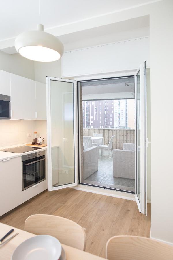 Dreams Exclusive Apartments With Terrace - Free Parking - M1 Station - Near Center - B&B