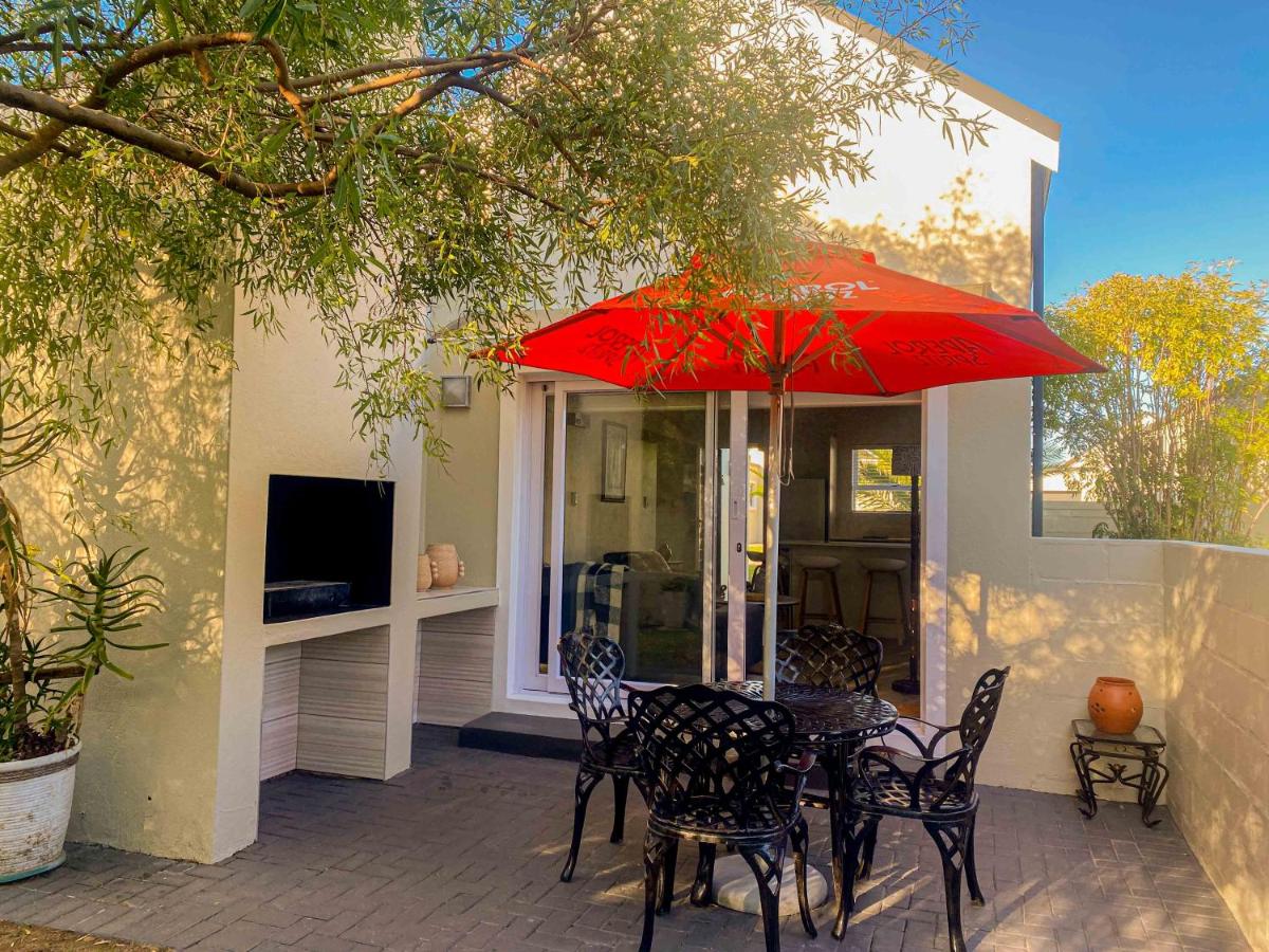 Seabreeze Cottage with 2 Bed and 2 Bath with Inverter - Bed and Breakfast