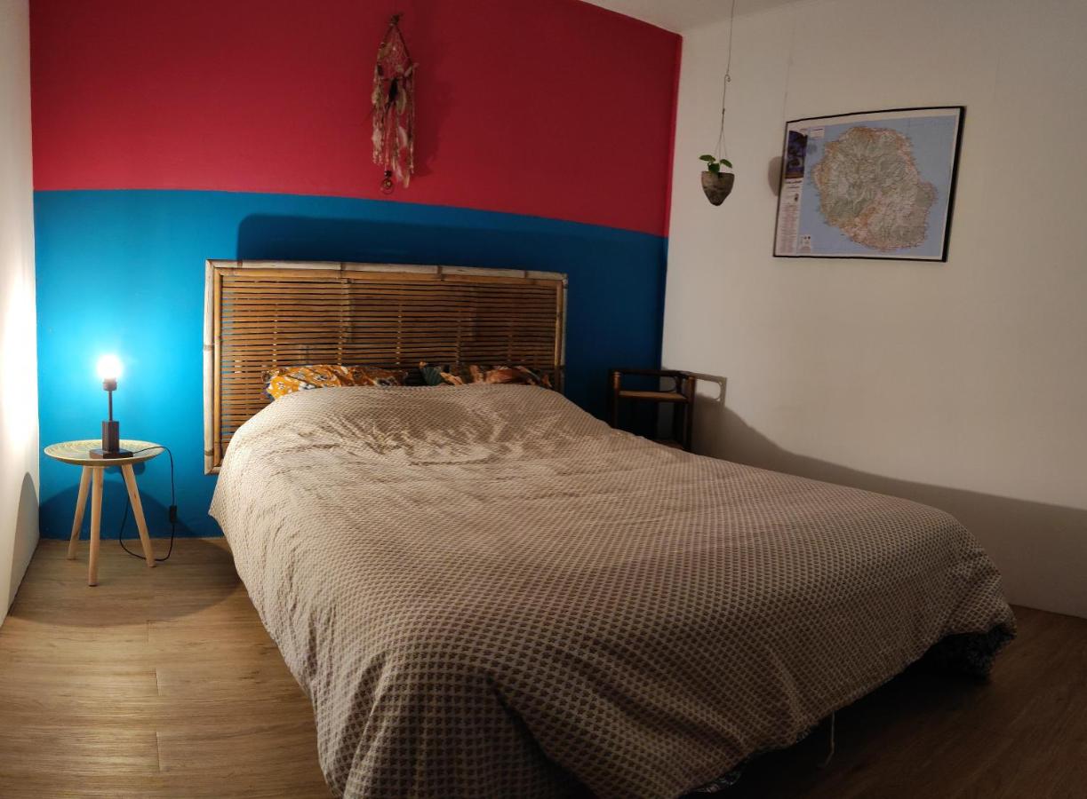 bienvenue la kaze chambre chez l'habitant - B&B Saint-Joseph