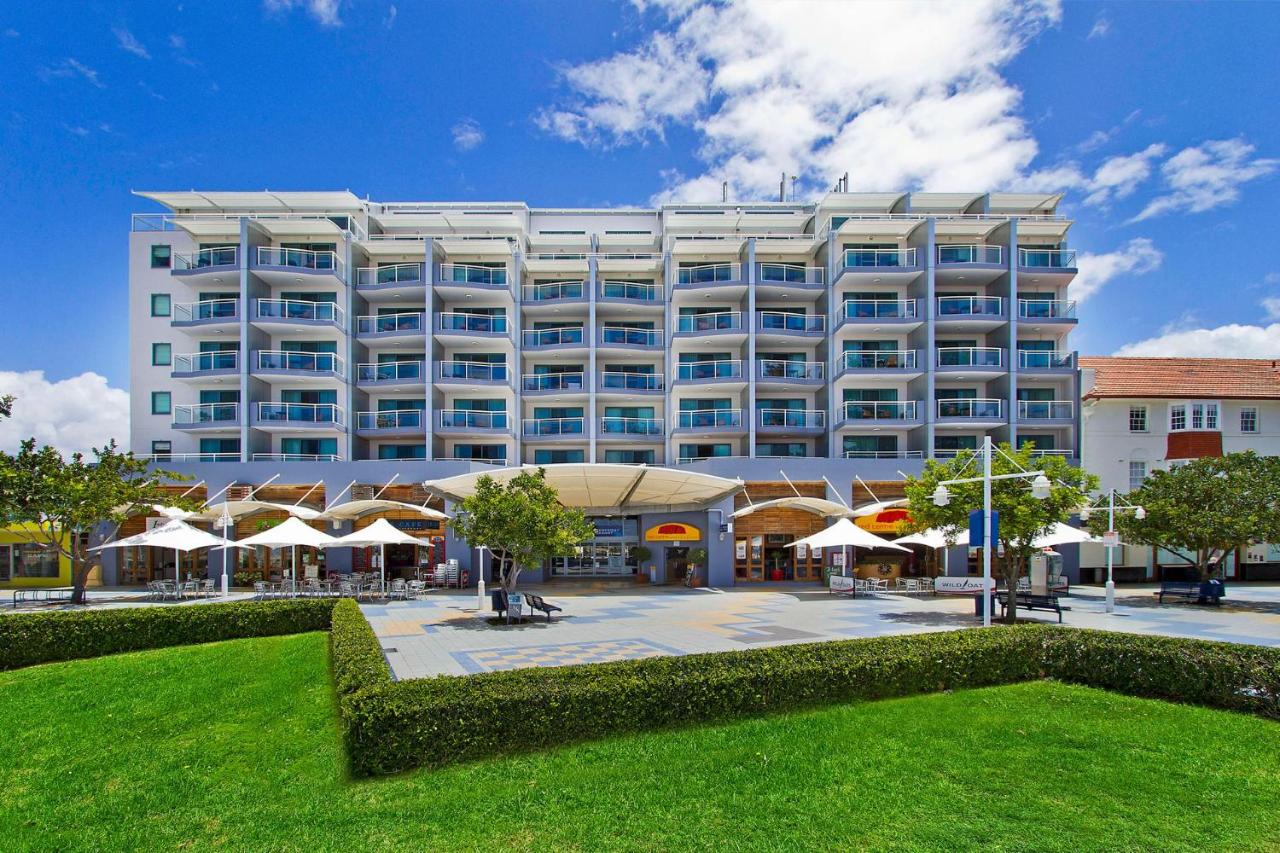The Entrance Waterfront Resort, Unit 614 - Bed and Breakfast