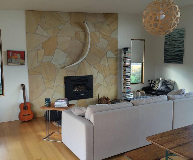 Sheoakes Beach House- East Coast Tas - B&B Falmouth