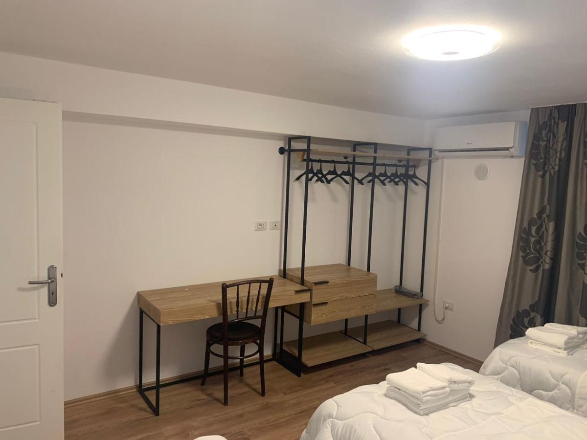 Driepersoonskamer met Eigen Badkamer