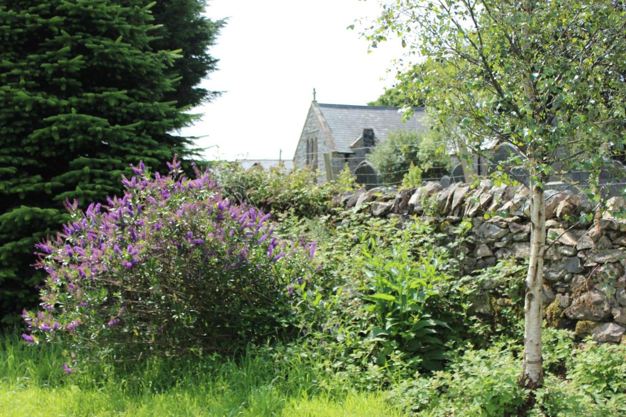 Brynhyfryd - B&B Llanaelhaiarn