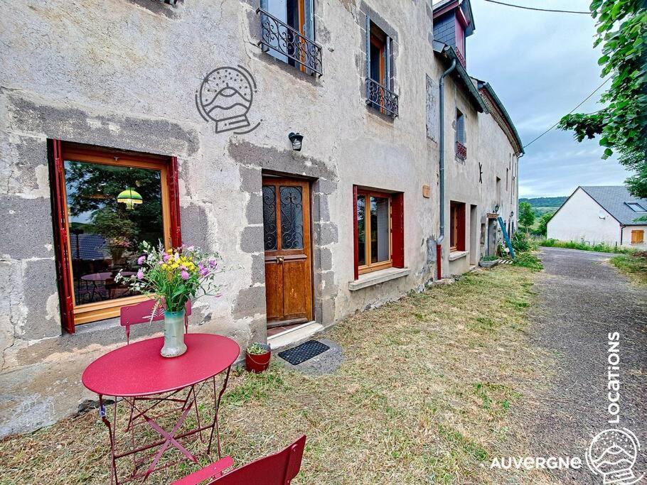 Le Cantou de La Mouche - Ferienwohnung Murol