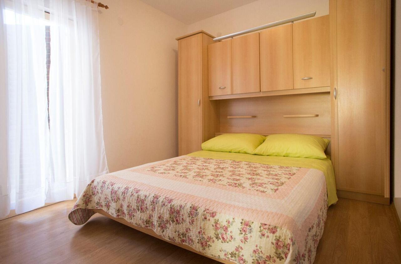 Two-Bedroom Apartment Standard