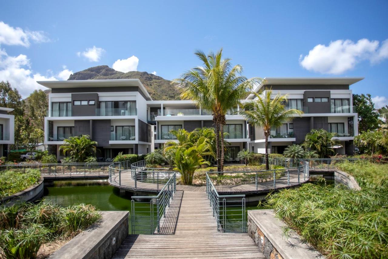 Appartement 3 chambres pied dans l'eau avec plage et grande piscine - B&B