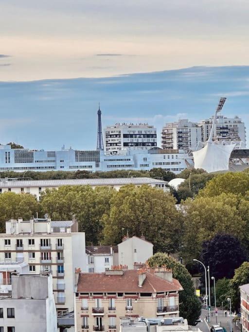 Appartement avec vue tour Eiffel, emplacement parfait ligne 14 - B&B Gentilly