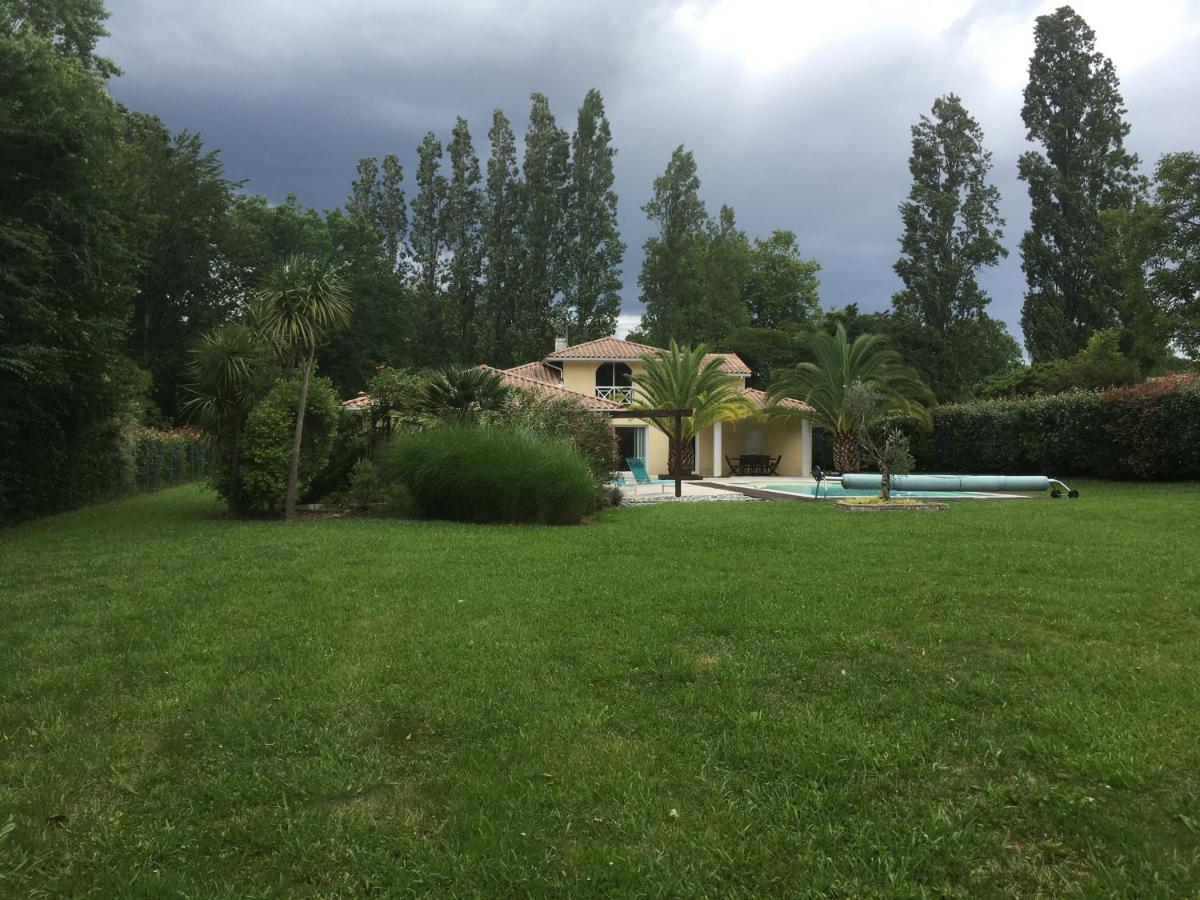 Villa calme avec piscine entre Pays Basque et Sud Landes - Bed and Breakfast
