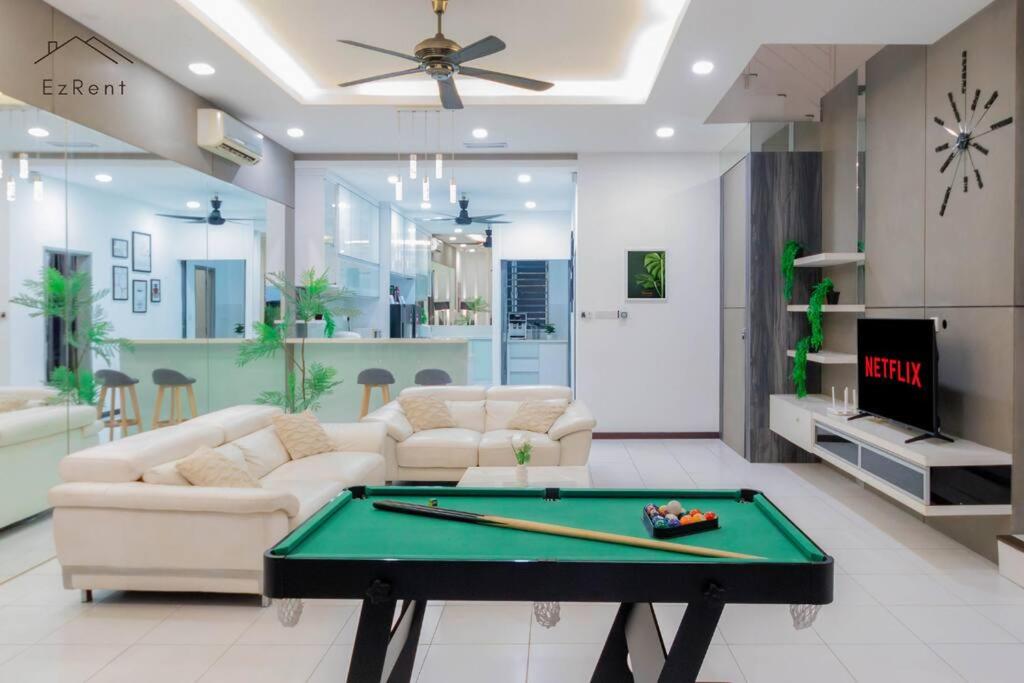 72Seafront Cozy Home Retreat with Sunset & Ocean View Penang - Chambres d’hôtes
