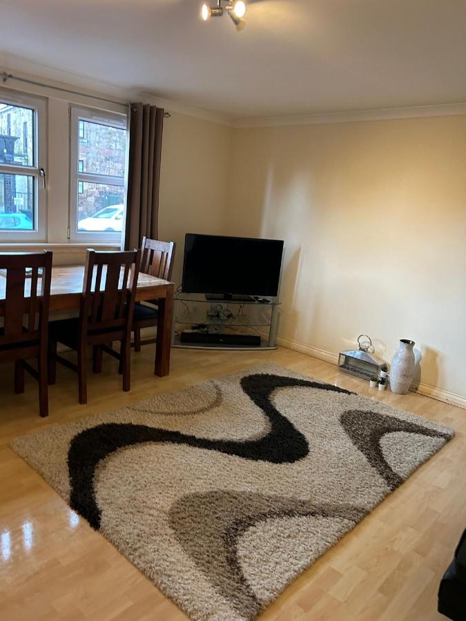 Cosy, convenient, sought after location with private parking - B&B