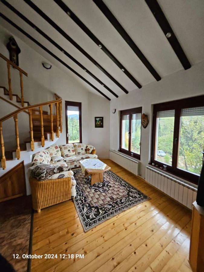 Villa Dilyanka Stokite - B&B Stoykite