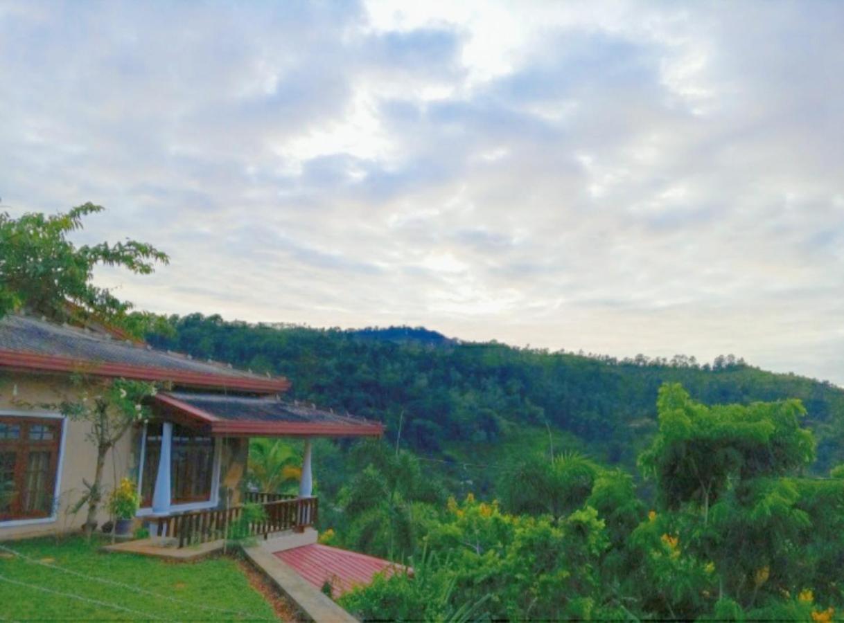 H3 Hilltop Heaven - B&B