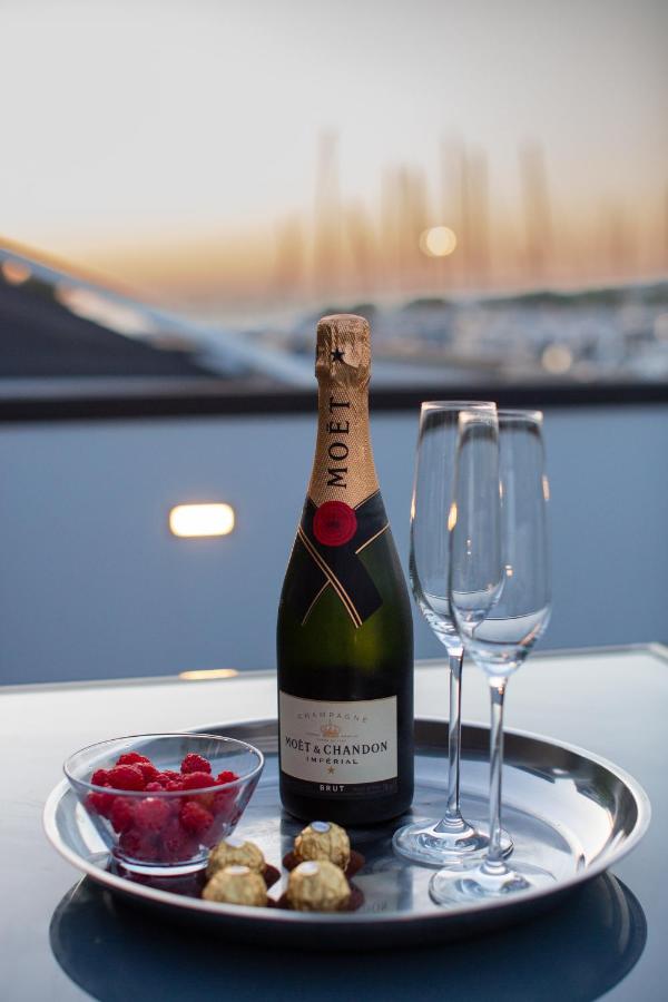 Floating Sea House SHARK 3 - B&B Portorose