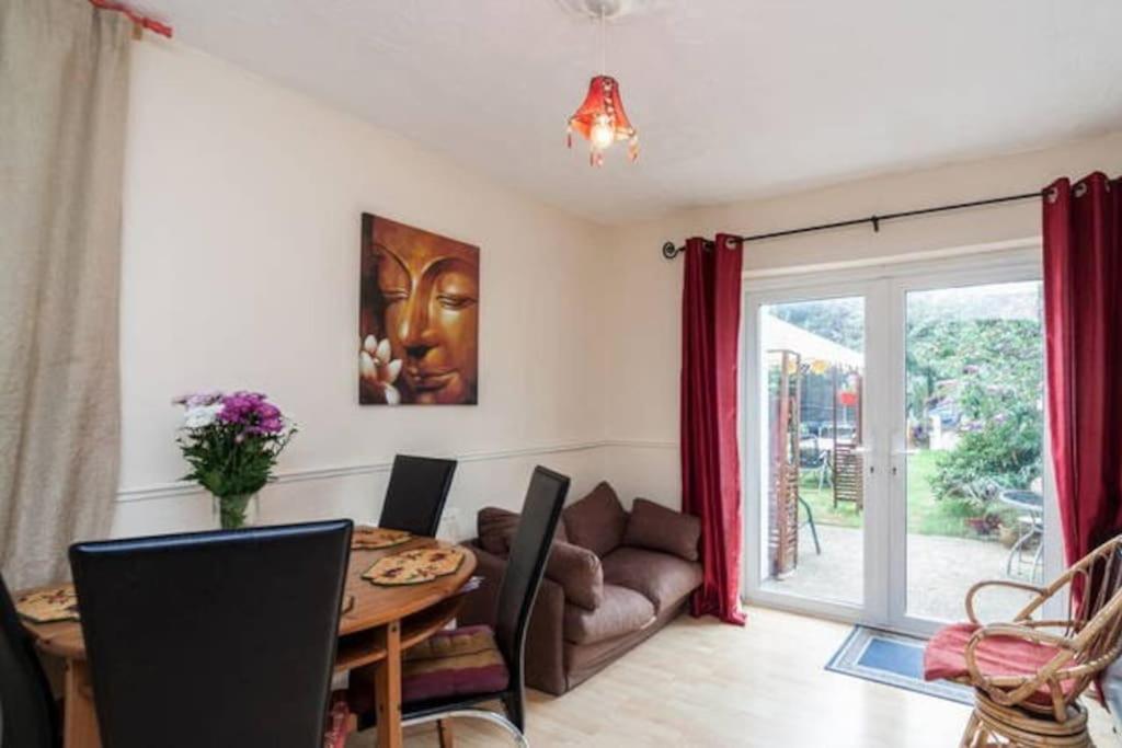 Bright House, good connections to Brighton - B&B Portslade