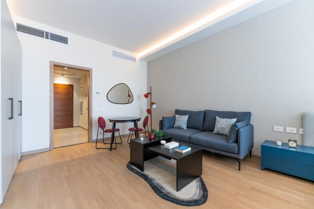 Studio Apartment with King Bed