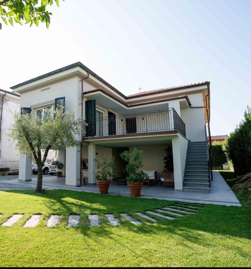 Casa Via Romana - B&B Lucca