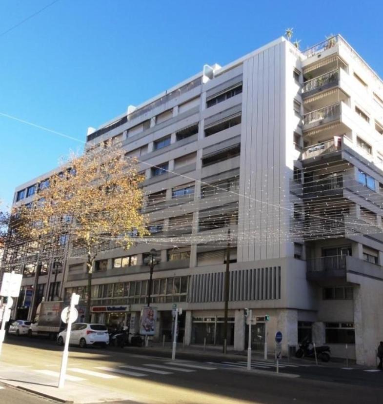 Le 66 Carnot - Bed and Breakfast Cannes