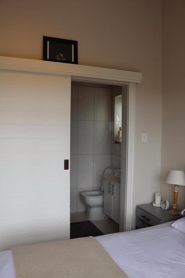 Second Home, Amadada Estate - Ferienwohnung Port Elizabeth