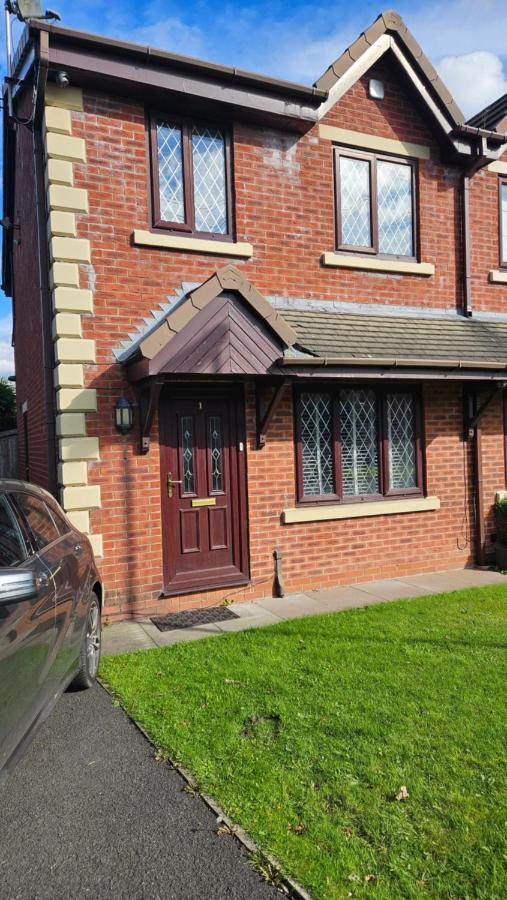 Three bedroom house in Bamford - Ferienwohnung
