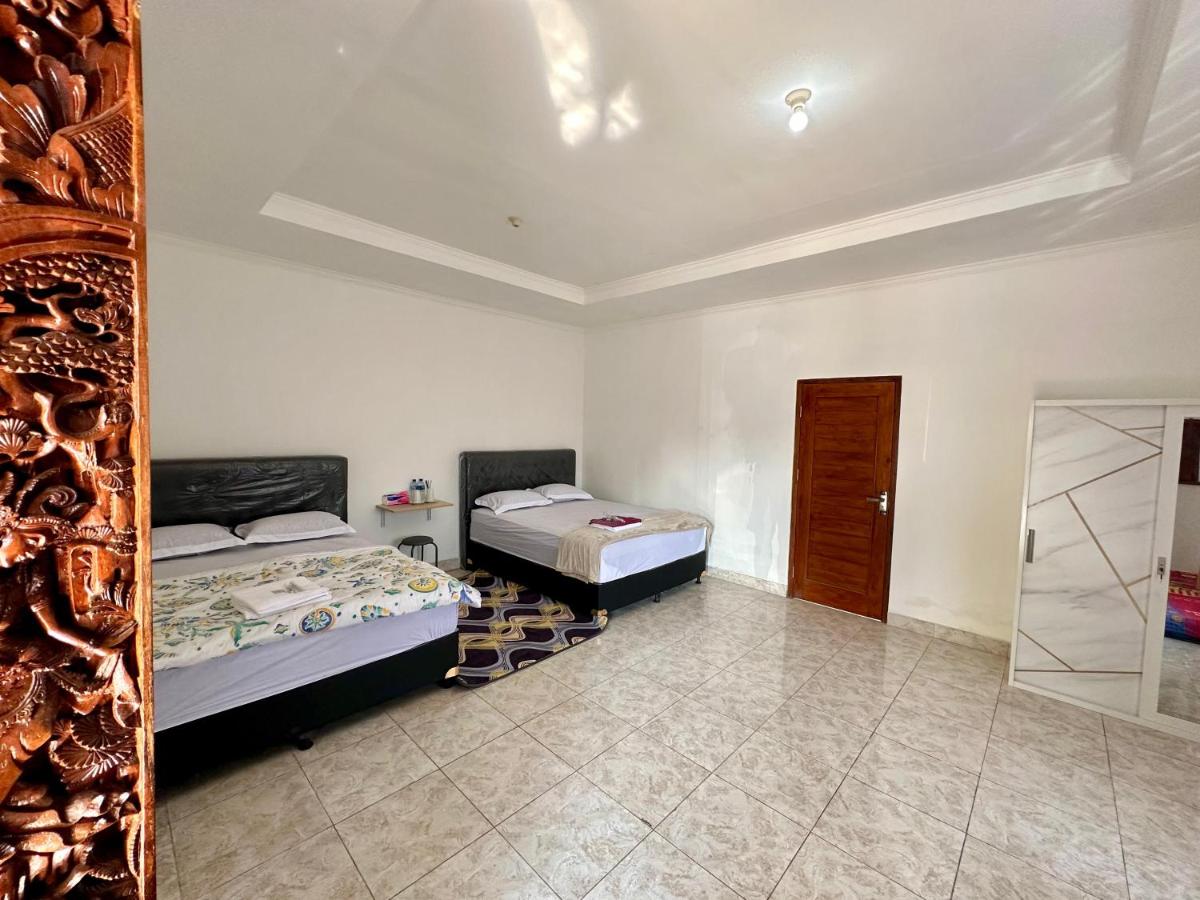 Double or Twin Room with Bathroom