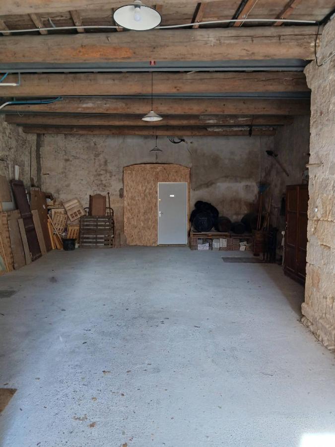 Maison vigneronne 8p / jardin / parking - B&B Gigean