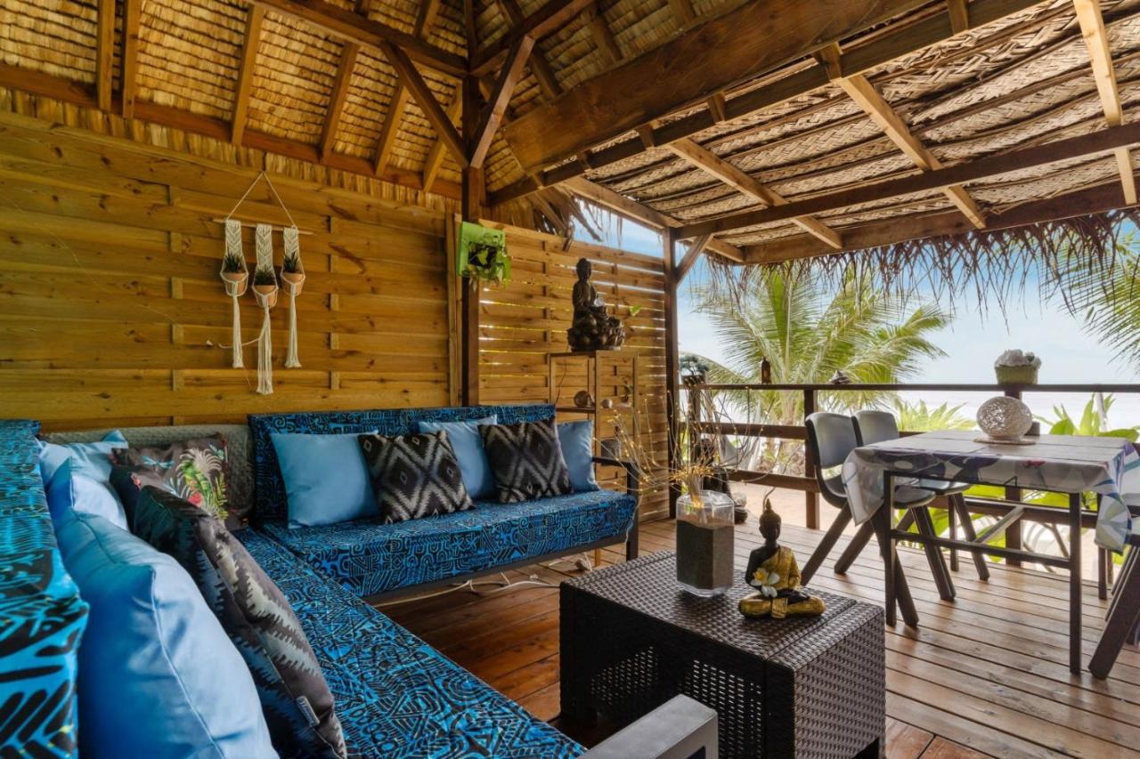 Fare Oaoa Haapiti - Bed and Breakfast