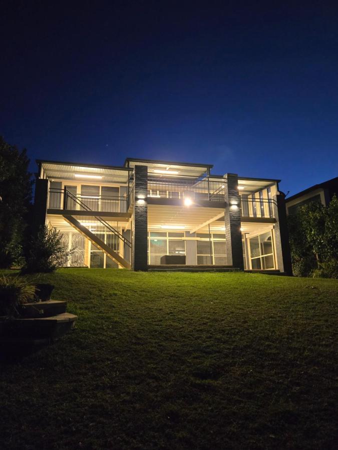 The Nautilus at Lake Macquarie - Bed and Breakfast