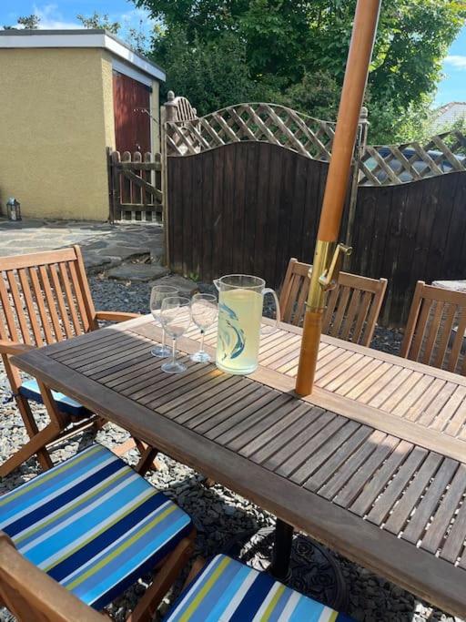 Snowdonia coastal getaway ideal for groups up to 6 - Bed and Breakfast