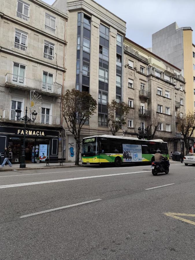 Estudio céntrico, a pocos metros Plaza de España. - B&B Vigo