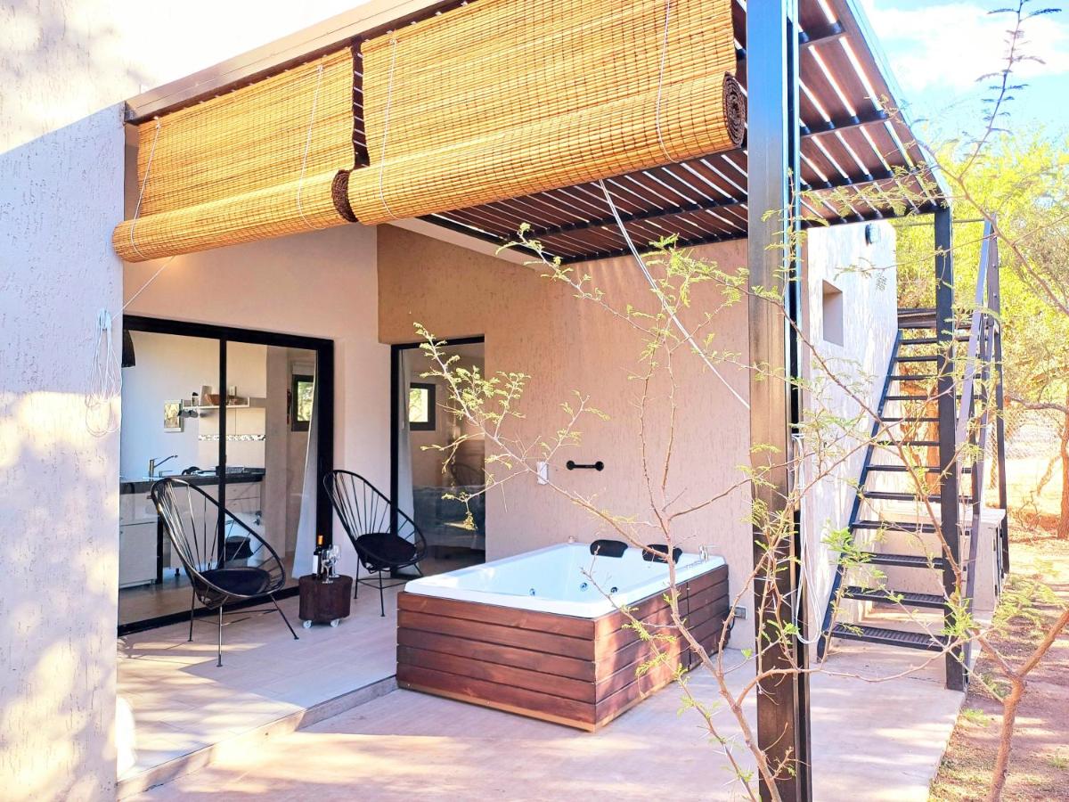 4 AVES - Relax para Parejas - Reinamora - B&B Cortaderas