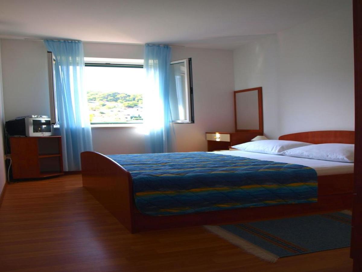 Two-Bedroom Apartment with Balcony and Sea View