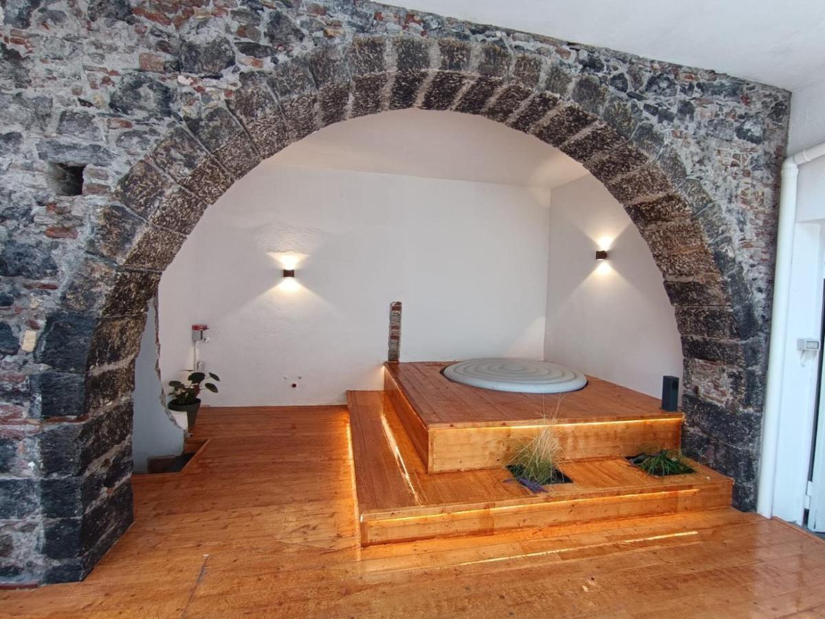 Pescheria Industriale - B&B Riposto