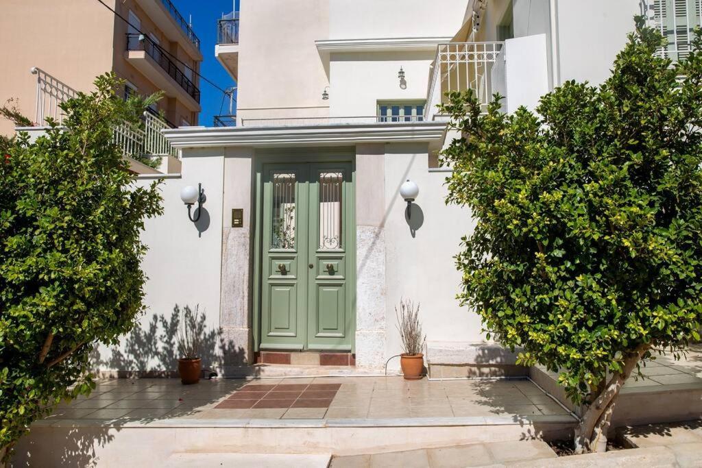 Neoclassical Gem at Lavrio Port - B&B