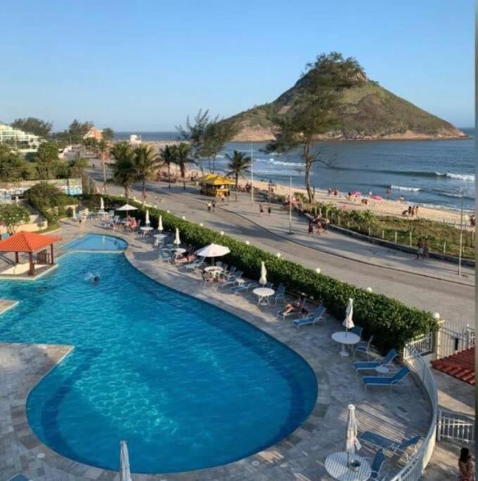 Flat pé na areia no Recreio - B&B