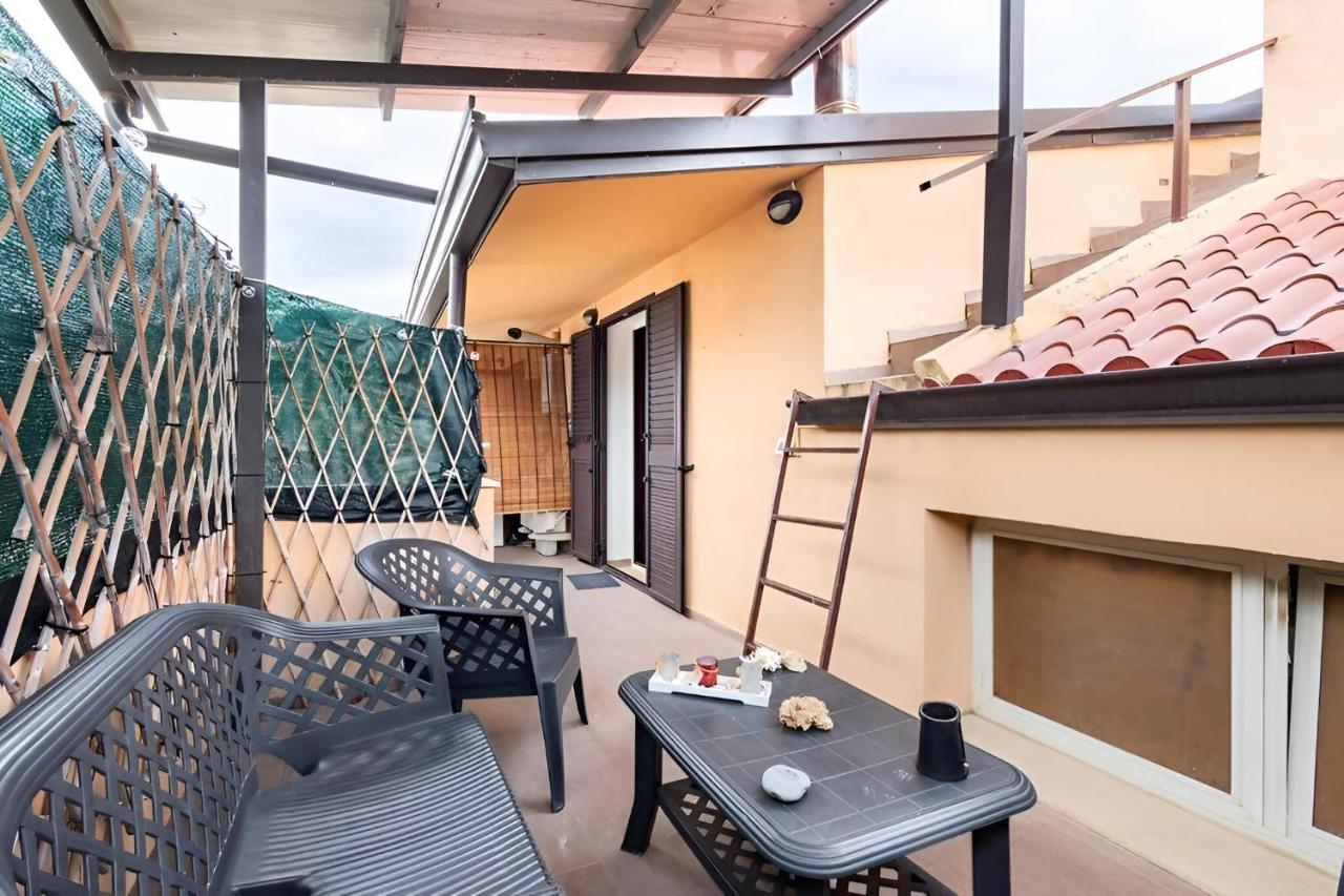 Romantico monolocale veranda privata vista mare - B&B Reggio Calabria