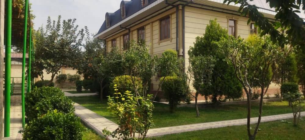 Pet Friendly Club Resort Kulob