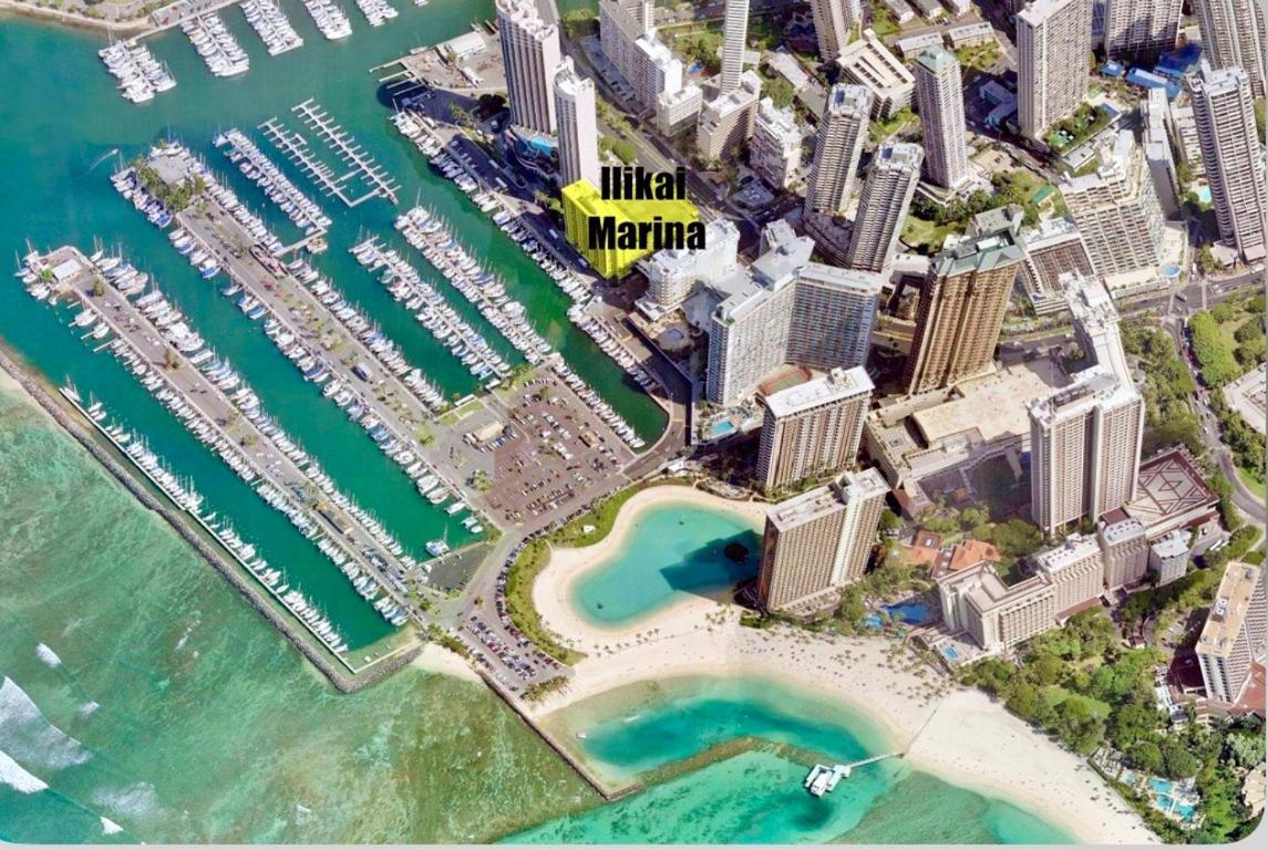 Newly Renovated Oceanfront Waikiki- Ilikai Marina - B&B Honolulu